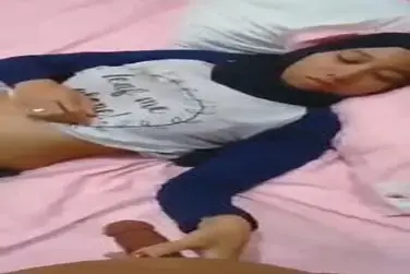 Jilbab Biru Di Suruh Isepin poster